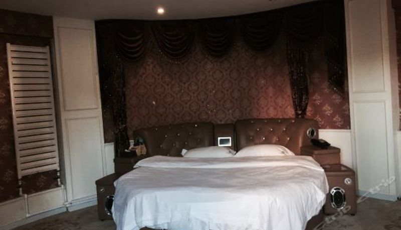 Suite - Harbin Walker Coffee Hotel