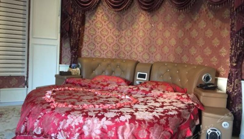 Suite - Harbin Walker Coffee Hotel