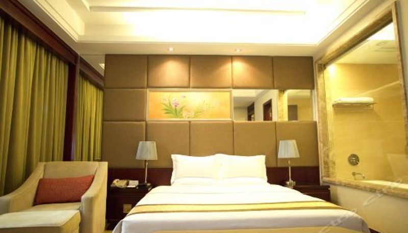 Camera business - Minghui Harbour Hotel