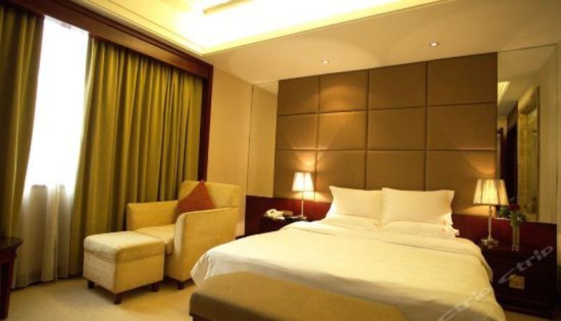 Camera business - Minghui Harbour Hotel