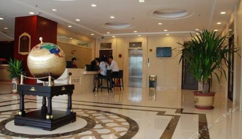 Recepción - Fuge Hotel