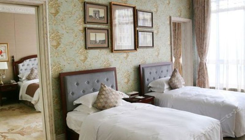 Family room - Sun Island Garden Hotel