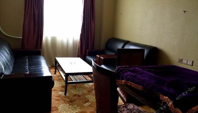 Suite - Grid Company Training Hotel