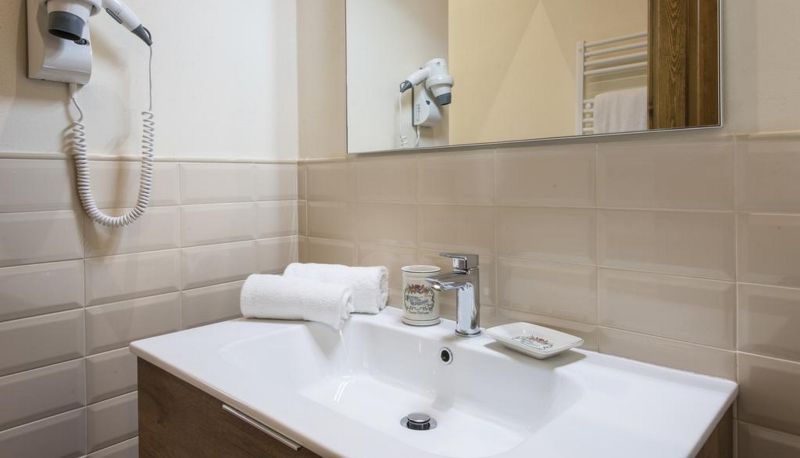Cuarto de baño - Olmofiorito Agriturismo