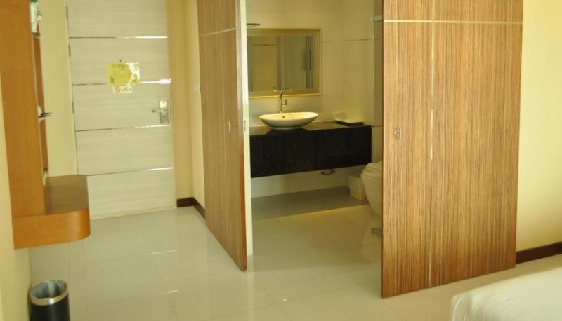 Badezimmer - Aramis Hotel & Residence