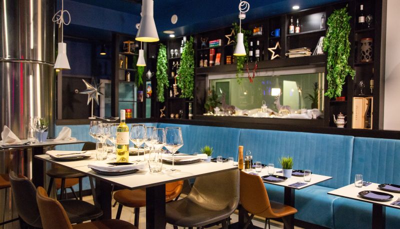 Sala de desayunos dentro del restaurante - Blue
