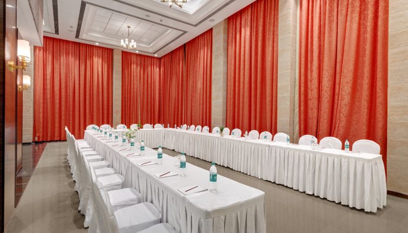 Conferenze - The Fern Residency Satara