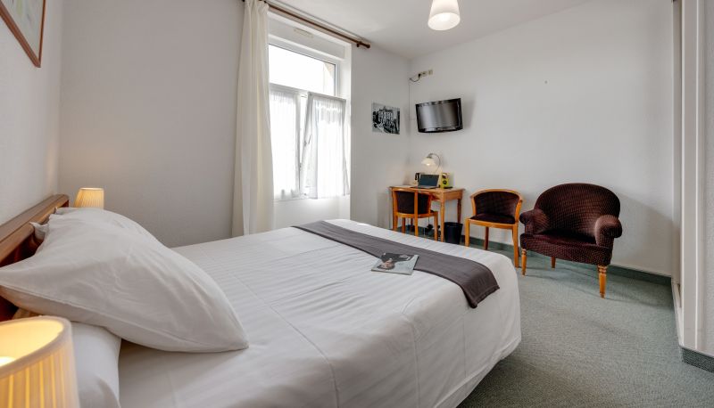 Pokój standardowy (jednoosobowy) - BRIT HOTEL CONFORT BAGNOLES NORMANDIE