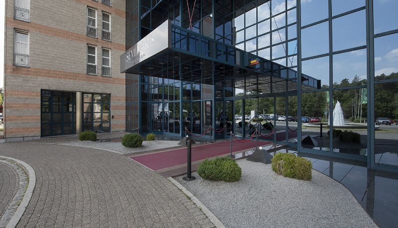 Zona exterior del hotel - Sunday Hotel Nürnberg Süd