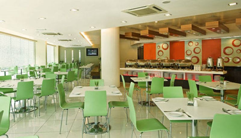 Restaurant - Grand Pacific Hotel
