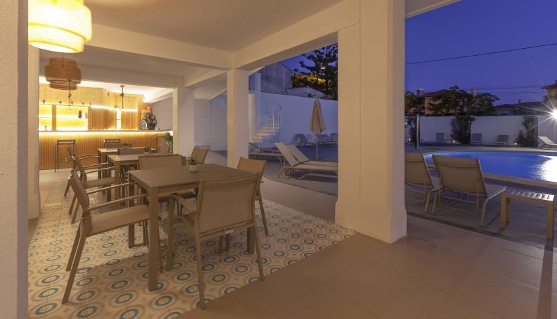 Piscina - Carcavelos Beach Hotel