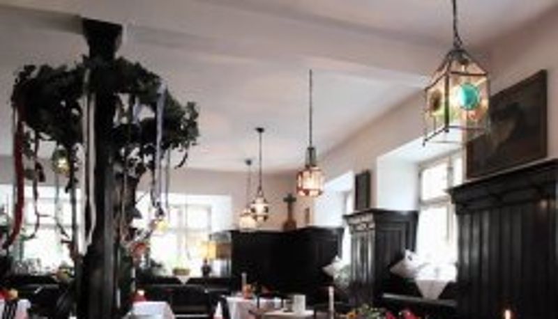 Frühstücksraum innerhalb des Restaurants - Weisses Ross
