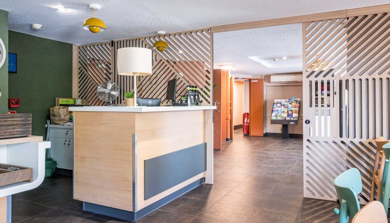 ホール - B&B HOTEL Annemasse Est