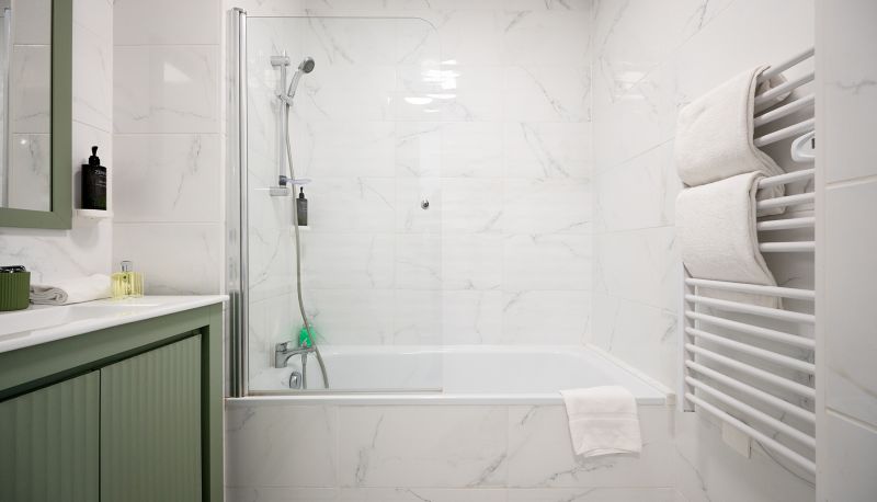 Bathroom - Nemea Appart Hotel Les Hauts de Milady Biarritz