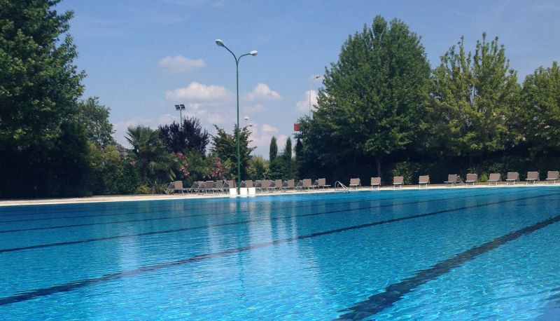 Basen - Living Place Hotel