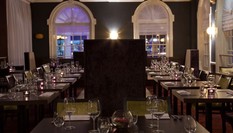 Restaurant - London Croydon Aerodrome Hotel Signature Collection by Best Western