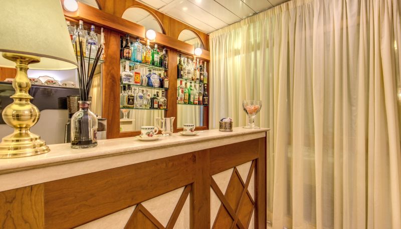 Bar - Cortina