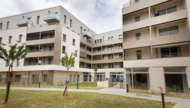Area esterna dell'hotel - Zenao Montreuil