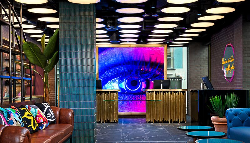 Recepcja - NYX Hotel Dublin Portobello