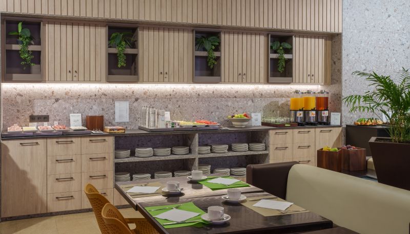 Sala prima colazione all'interno del ristorante - Sercotel AB Arganda