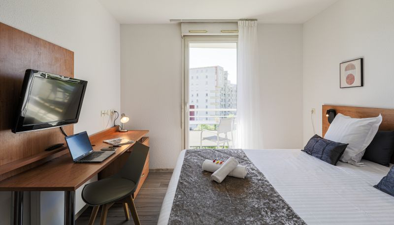Apartament - Séjours & Affaires Grenoble Marie Curie