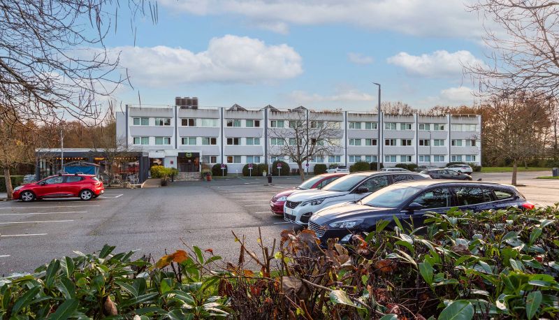 Zewnętrzna część hotelu - B&B HOTEL Orléans Nord Saran