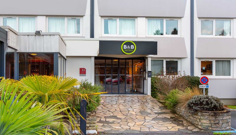 Zewnętrzna część hotelu - B&B HOTEL Orléans Nord Saran