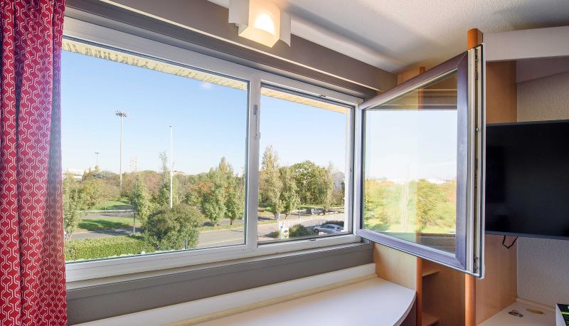 眺望 - B&B HOTEL Toulouse Université