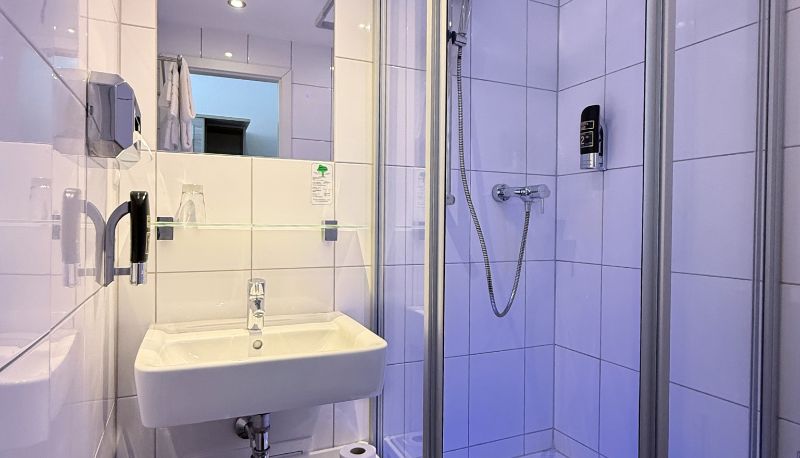 Bathroom - TOP Hotel Hohenstaufen