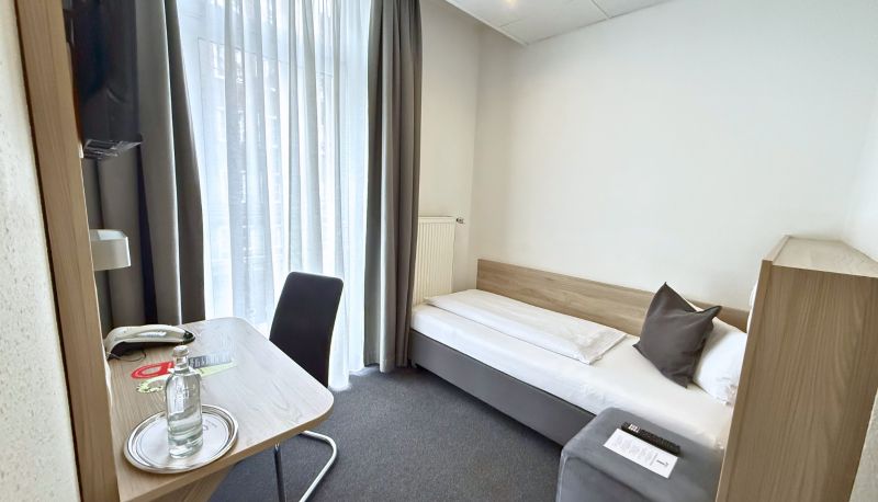 Standard room (single) - TOP Hotel Hohenstaufen