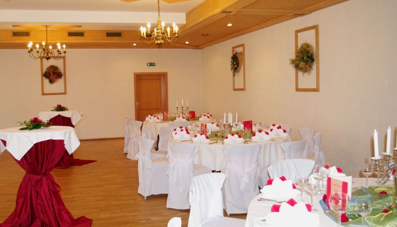Banqueting hall - Land-gut-Hotel Räuber Lippoldskrug