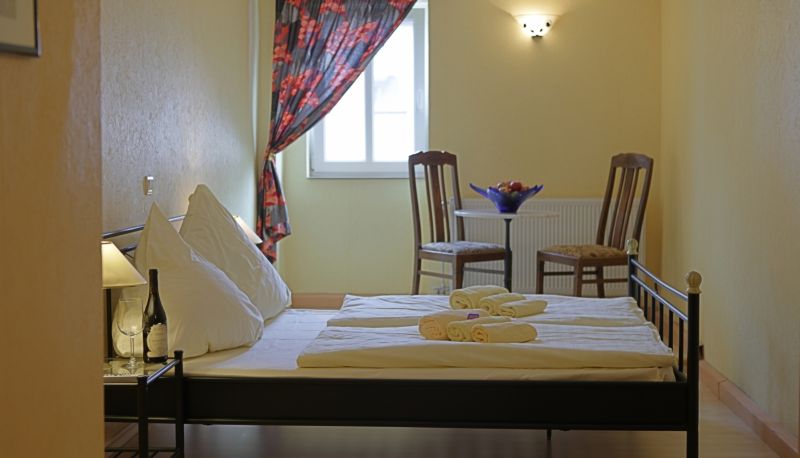 Kamer - Hirsch Garni