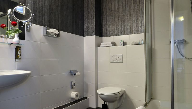 Bathroom - Comfort Hotel tom Kyle