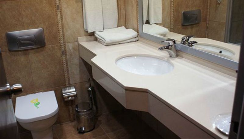 Bathroom - Ismira Hotel