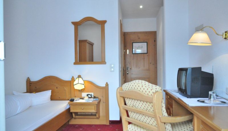 Info - Hotel-Garni & Aparthotel Stern