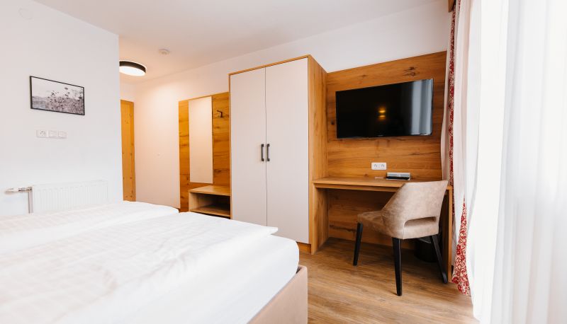 Habitación estándar (doble) - Alpenhotel Ernberg zum Dorfwirt