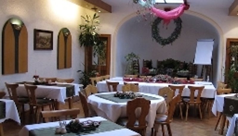 Breakfast room within the restaurant - Mohren
