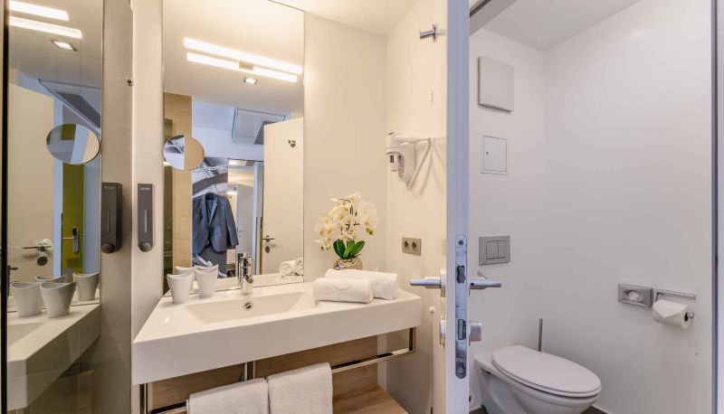 Bagno - PLAZA INN Wien Gasometer