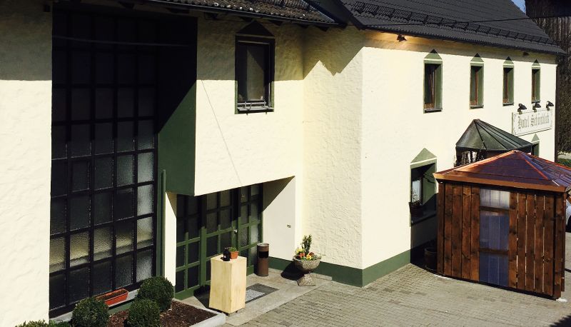 Buitenruimte van het hotel - Schönblick Tagungshotel