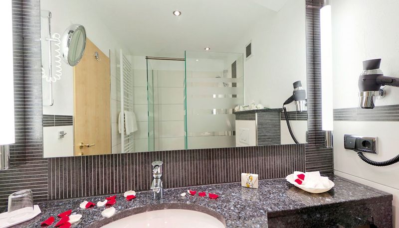 Badezimmer - Vis a Vis Parkhotel