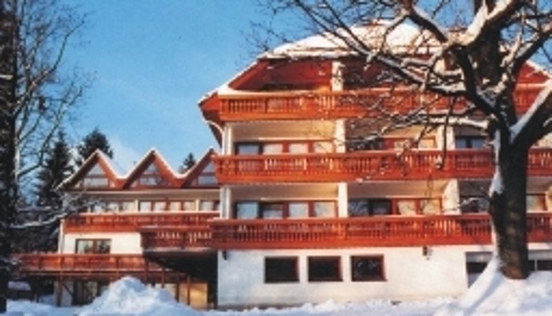 Zona exterior del hotel - Sonnenhof