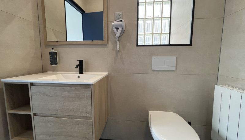 Cuarto de baño - Brit HOTEL DU PARC NIORT