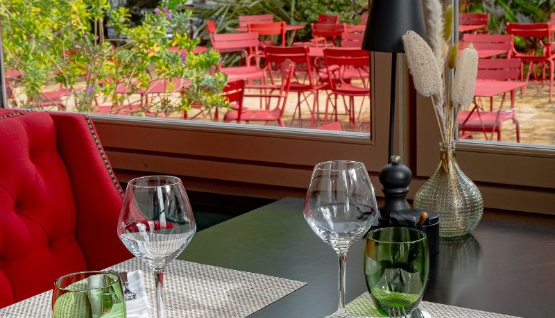 Sala śniadaniowa w restauracji - LE SAINT CHRISTOPHE LA BAULE