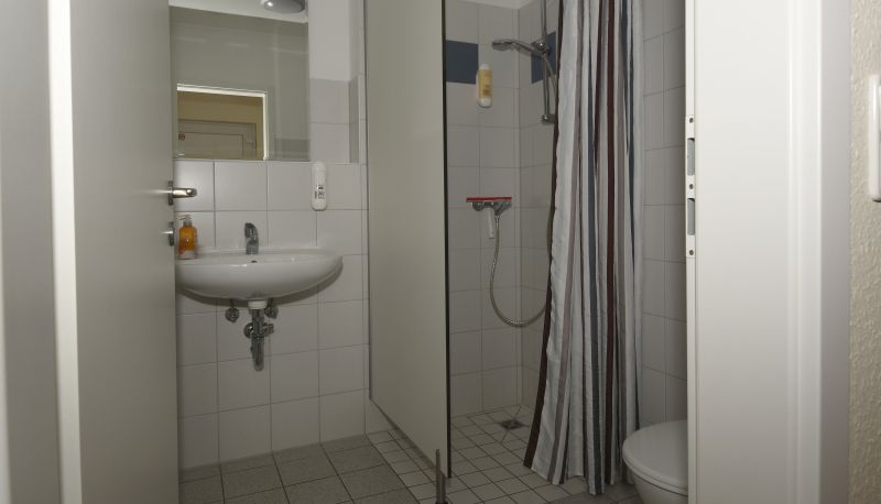 Bathroom - Ellen Hotel