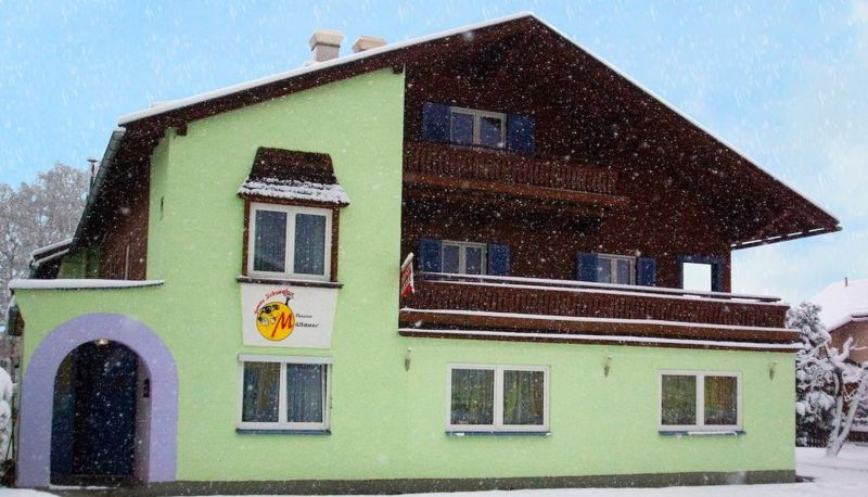 Vista exterior - Pension Miracle