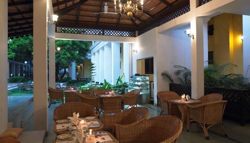 Restaurant - Royal Orchid Metropole