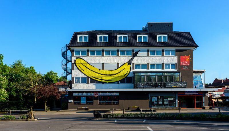 Buitenruimte van het hotel - ART-Hotel Braun