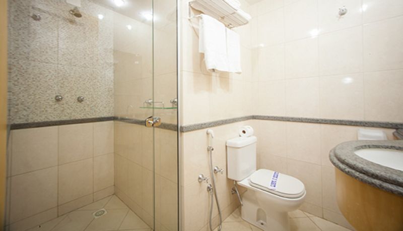 Badezimmer - Hotel Saint Louis