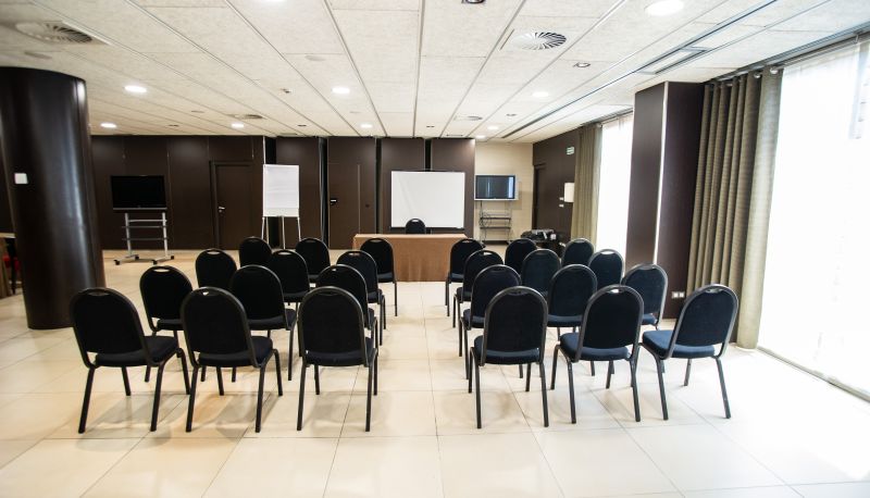 Meetingzimmer - AZZ Pamplona Norte