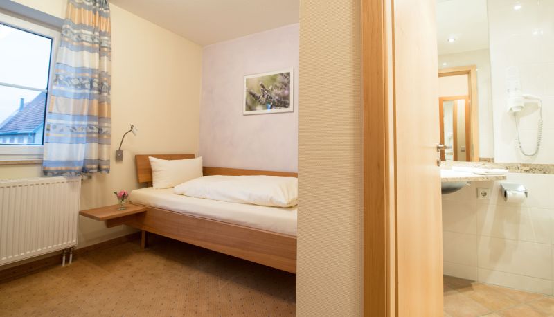 Chambre standard (simple) - Grüner Baum Landhotel